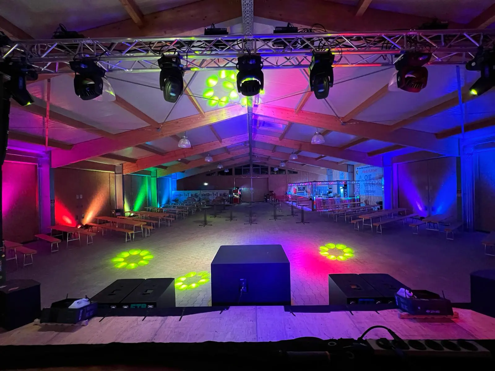 ETB-Events präsentiert: Der 6. Roarer Weiber Kracher ETB-Events präsentiert: Der 6. Roarer Weiber Kracher